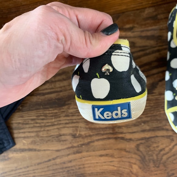 Kate Spade ♠️ - Picture 3 of 3